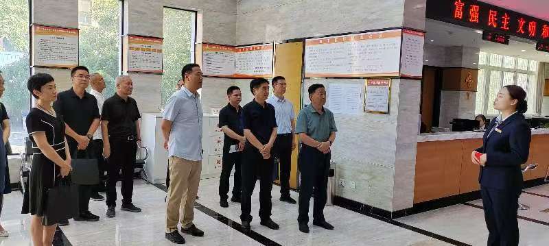            市政协党组副书记王万鹏督办关于冬季供暖的重点提案        